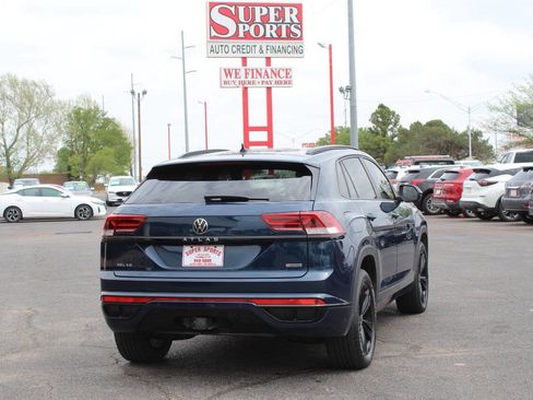 Used 2022 Volkswagen Atlas Cross Sport SEL R-Line image 5
