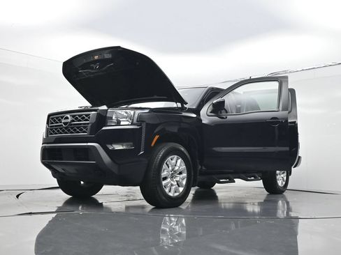 Used 2023 Nissan Frontier SV w/ SV Convenience Package AWD/4WD image 29