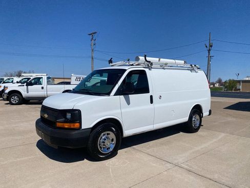 Used 2013 Chevrolet Express 2500 image 6