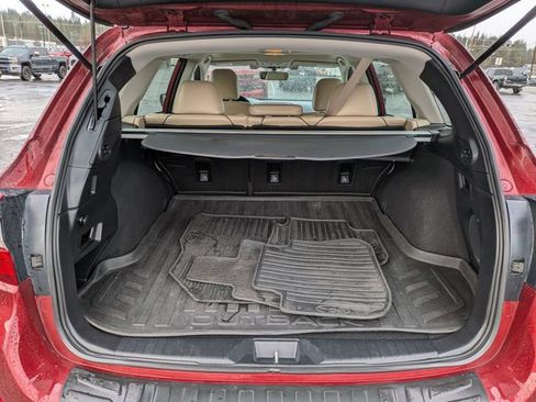 Used 2017 Subaru Outback 2.5i Limited image 6