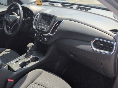 Used 2022 Chevrolet Equinox LT FWD image 32