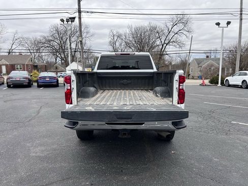 Used 2023 Chevrolet Silverado 3500 W/T w/ WT Convenience Package image 9