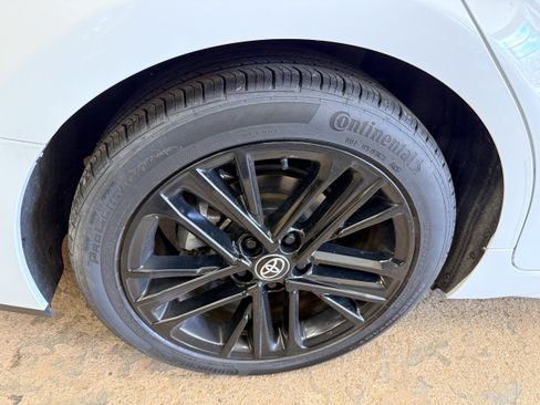 Used 2025 Toyota Camry SE FWD image 24