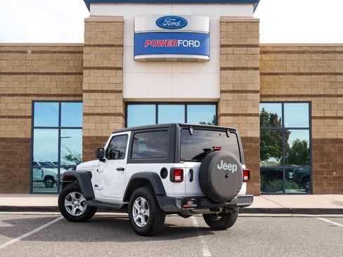 Used 2022 Jeep Wrangler Sport S image 8