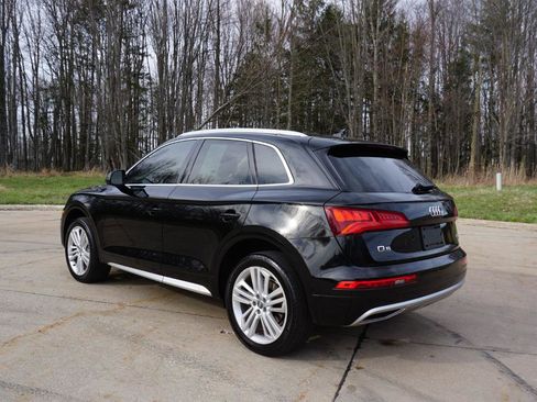 Used 2018 Audi Q5 2.0T Premium Plus image 3