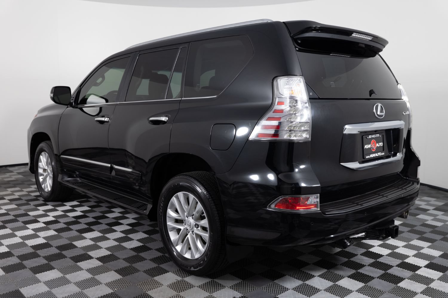 Used 2015 Lexus GX 460 w/ Premium Package AWD/4WD image 5