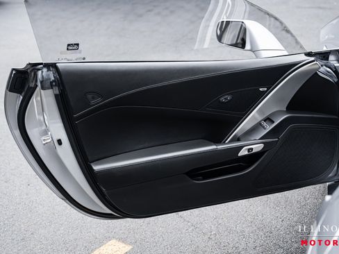 Used 2016 Chevrolet Corvette Stingray Coupe w/ Battery Protection Package image 16