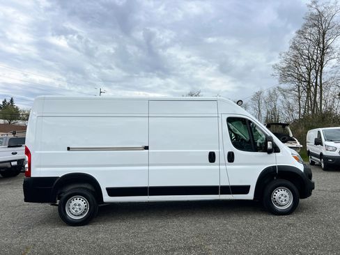 Used 2025 RAM ProMaster 3500 w/ Convenience Group FWD image 8
