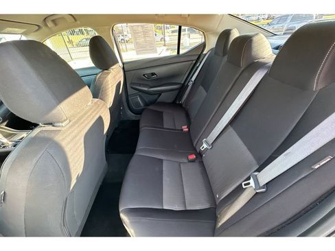 Used 2025 Nissan Sentra SV FWD image 14
