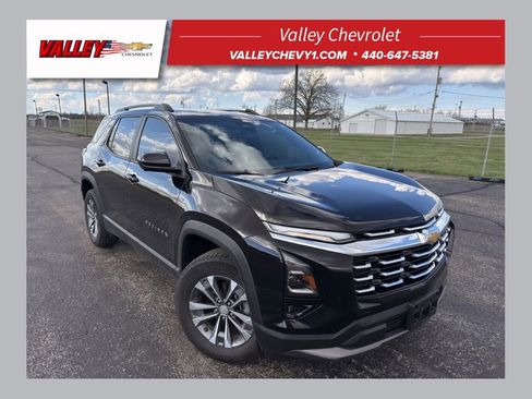 Used 2025 Chevrolet Equinox LT w/ Convenience Package II AWD/4WD image 1