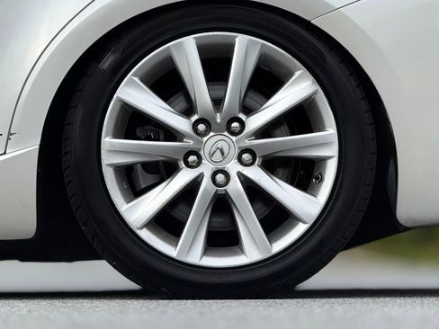 Used 2016 Lexus IS 200t RWD image 19