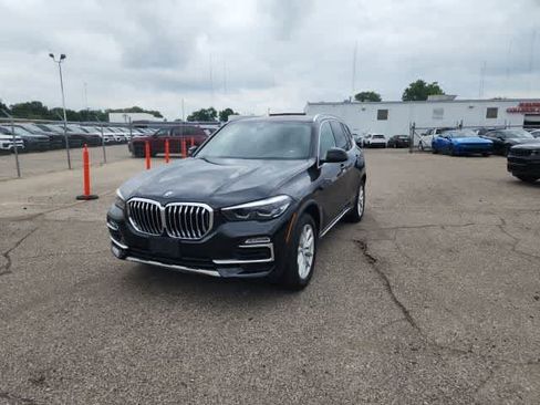 Used 2019 BMW X5 xDrive40i w/ Convenience Package AWD/4WD image 2