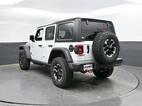 Used 2026 Jeep Wrangler Unlimited Rubicon AWD/4WD image 12