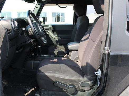 Used 2014 Jeep Wrangler Sport w/ Quick Order Package 24S AWD/4WD image 10