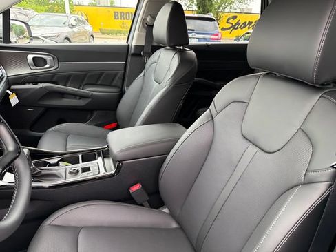 New 2026 Kia Sorento SX FWD image 18
