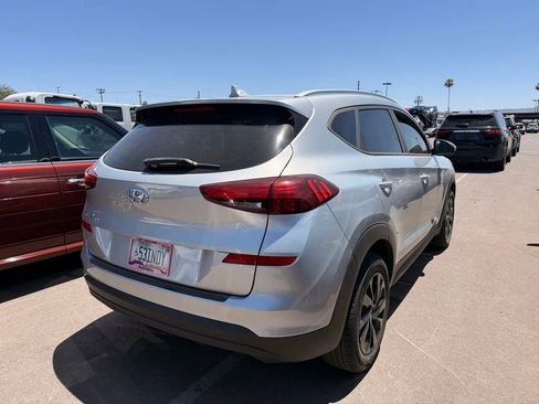 Used 2021 Hyundai Tucson Value FWD image 2