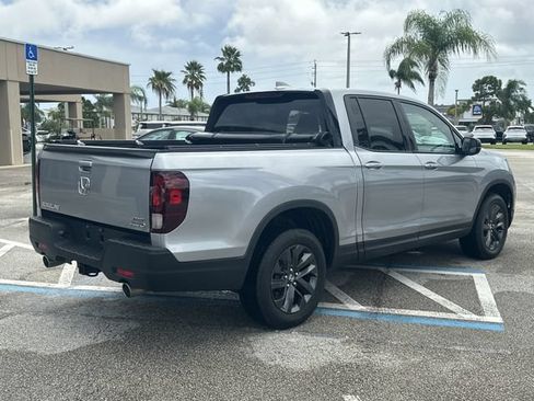 Used 2023 Honda Ridgeline Sport image 6