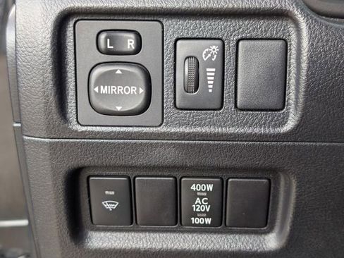 Used 2019 Toyota 4Runner SR5 AWD/4WD image 34