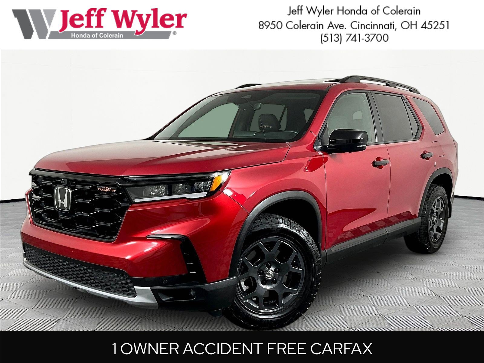 Certified 2025 Honda Pilot TrailSport image 1
