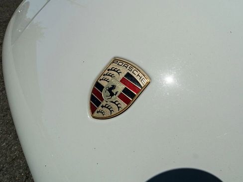 Used 2017 Porsche Macan AWD/4WD image 10