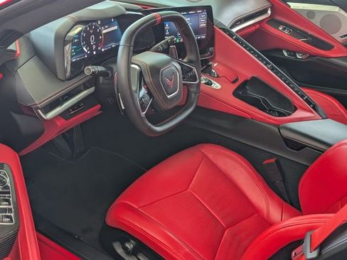 Used 2022 Chevrolet Corvette Stingray Premium Conv w/ Z51 Performance Package RWD image 6