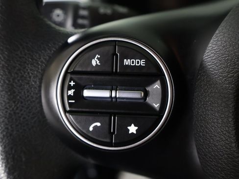 Certified 2025 Kia Soul LX w/ LX Technology Package image 38