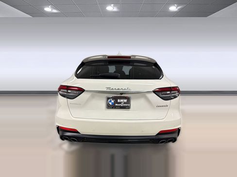 Used 2022 Maserati Levante GT AWD/4WD image 10