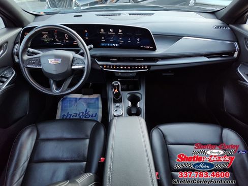 Used 2024 Cadillac XT4 Premium Luxury FWD image 25