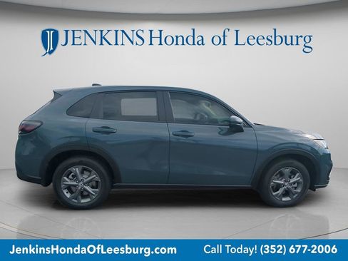 New 2026 Honda HR-V LX image 2