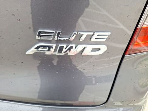 Used 2022 Honda Pilot Elite image 11