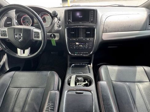 Used 2019 Dodge Grand Caravan GT FWD image 13