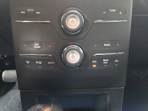 Used 2014 Ford Flex SEL w/ Equipment Group 202A FWD image 25