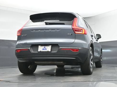 Used 2023 Volvo XC40 B5 Plus w/ Protection Package Premier AWD/4WD image 16