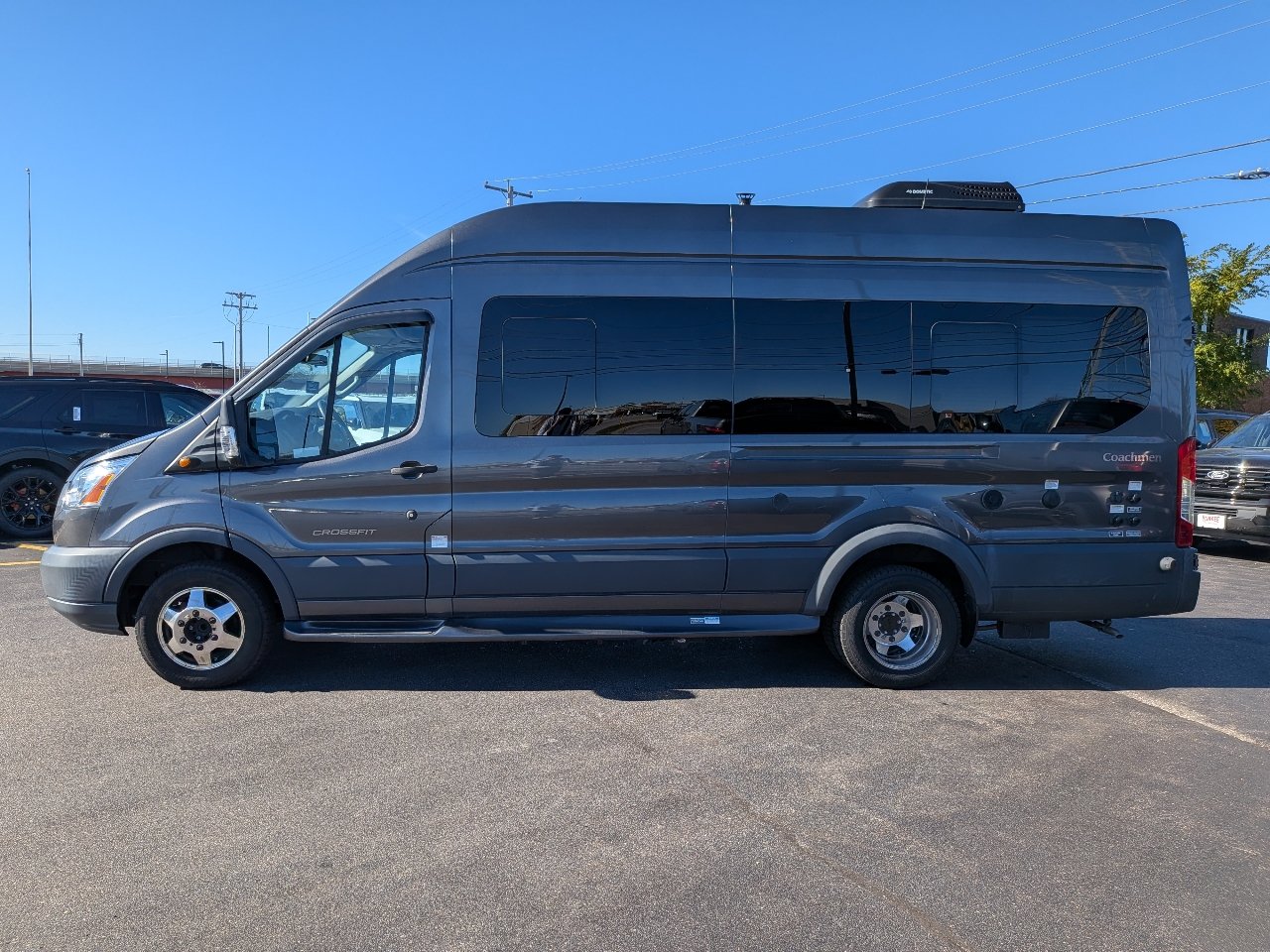 Used 2018 Ford Transit 350 XLT RWD image 6