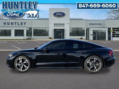 Used 2022 Audi e-tron GT Premium Plus w/ Performance Package AWD/4WD image 7