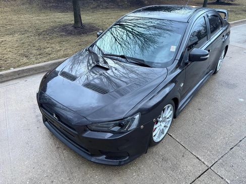 Used 2015 Mitsubishi Lancer Evolution GSR image 10