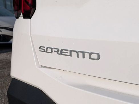 New 2026 Kia Sorento LX FWD image 13