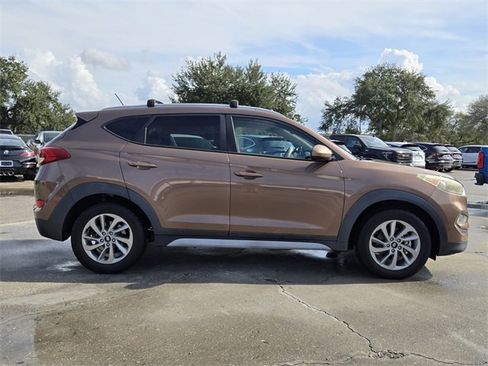 Used 2017 Hyundai Tucson SE image 5