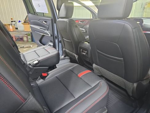 New 2026 Chevrolet Traverse RS w/ LPO, Floor Liner Package AWD/4WD image 12