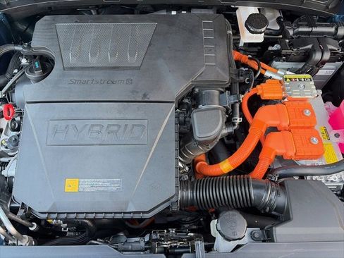 Used 2023 Kia Niro SX image 28