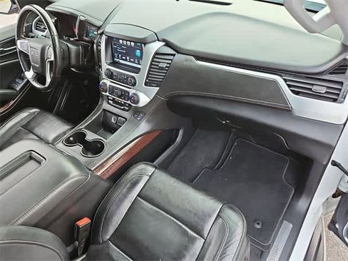 Certified 2020 GMC Yukon XL SLT image 36
