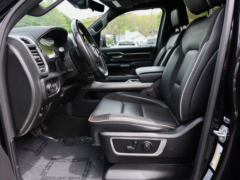 Used 2021 RAM 1500 Laramie AWD/4WD image 17