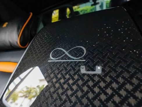 Used 2020 Rolls-Royce Cullinan Black Badge image 76