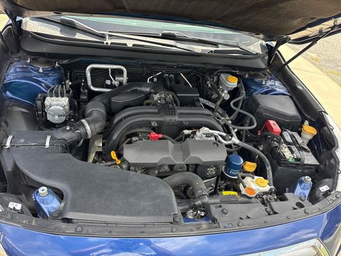 Used 2017 Subaru Outback 2.5i Limited AWD/4WD image 22