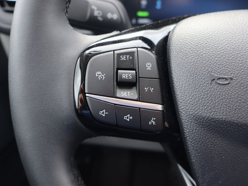 Used 2023 Ford Escape SE w/ PHEV Premium Package FWD image 15