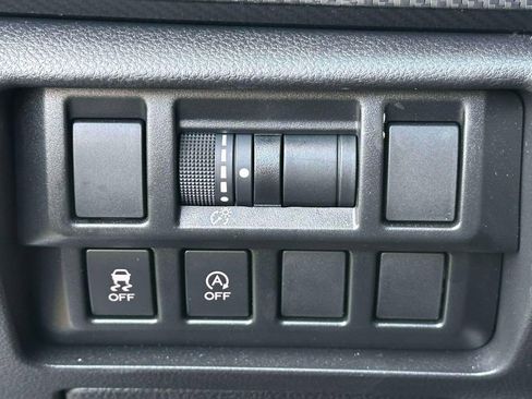 Certified 2023 Subaru Crosstrek 2.0i Premium image 17