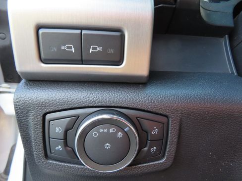 Used 2017 Ford F250 Platinum w/ Platinum Ultimate Package image 33