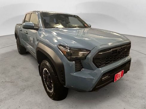 New 2026 Toyota Tacoma TRD Off-Road AWD/4WD image 7