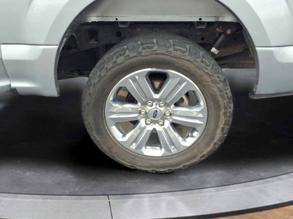 Used 2020 Ford F150 XLT w/ Equipment Group 302A Luxury AWD/4WD image 20