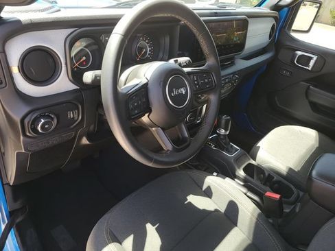 Used 2024 Jeep Wrangler Sport AWD/4WD image 16